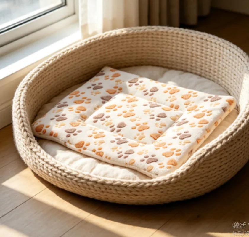 Reversible Machine-Washable Dog Crate Pad, Non-Slip